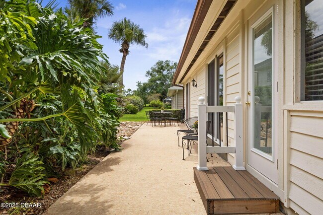 Building Photo - 4 Jasmine Run