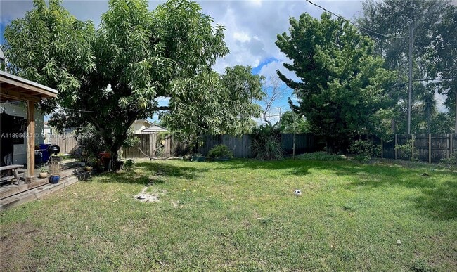 Building Photo - 742 NW 50th St