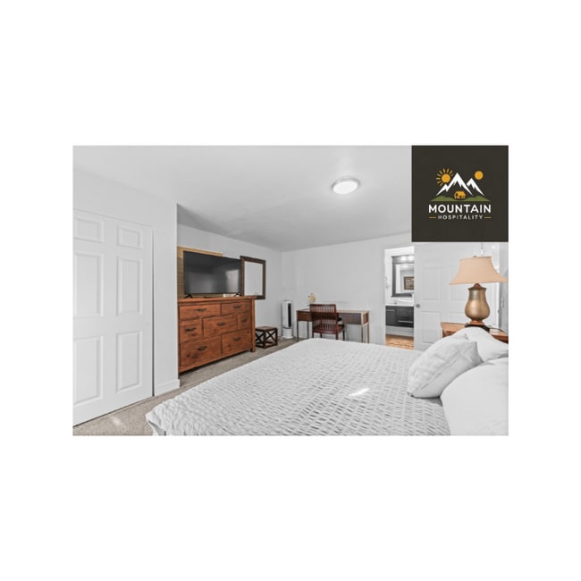 Building Photo - 1869 Dale Ridge Ave