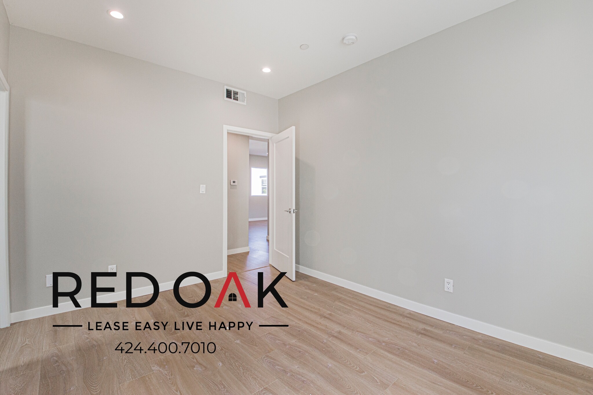 Building Photo - 4506 Esmeralda St