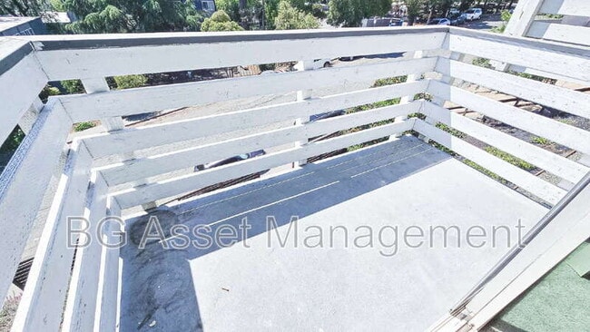 Building Photo - 112 Avian Dr