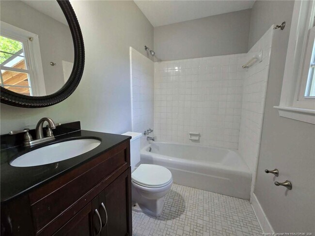 Building Photo - 5410 Laramie Ct
