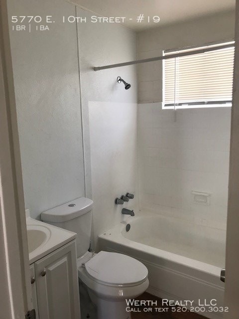 Building Photo - Close to Park Place Mall and MUCH MORE!