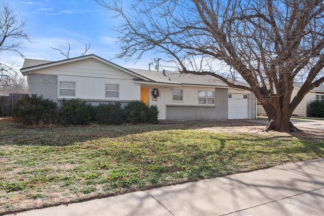 Building Photo - 4803 8th St