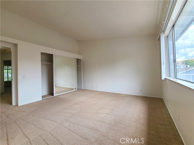 Building Photo - 25773 Sunrise Way