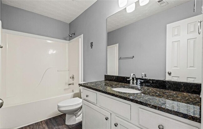 Building Photo - 1332 Adcox Square