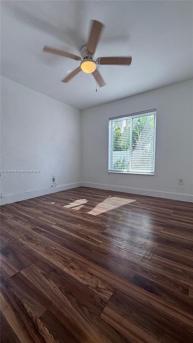 Building Photo - 630 79th St