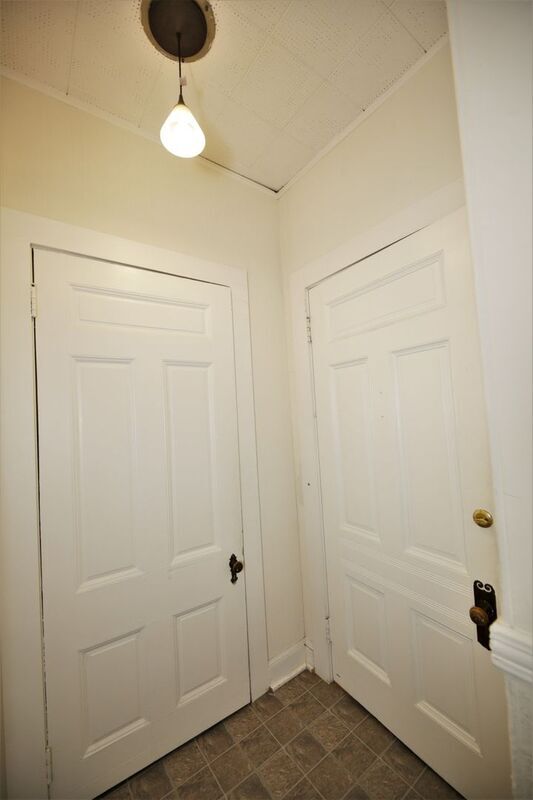 Building Photo - 717 Washington Pl