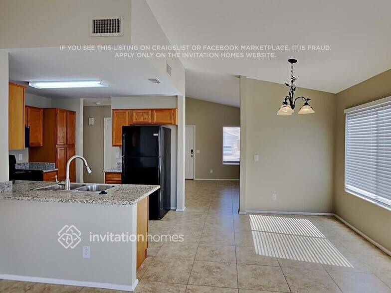 Building Photo - 5011 Colby St