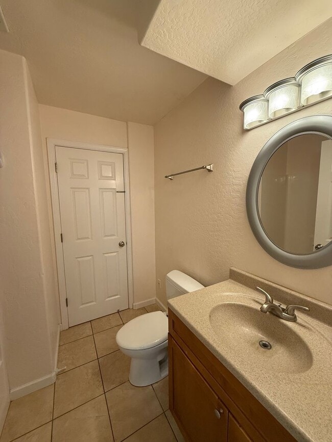 Building Photo - 55-57 Bayo Vista Way