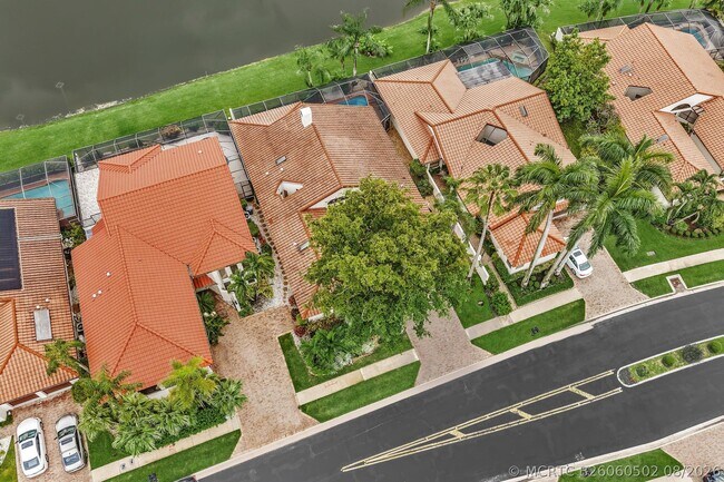 Building Photo - 22595 Esplanada Cir