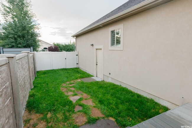 Building Photo - 10212 Royal Meadows Ct