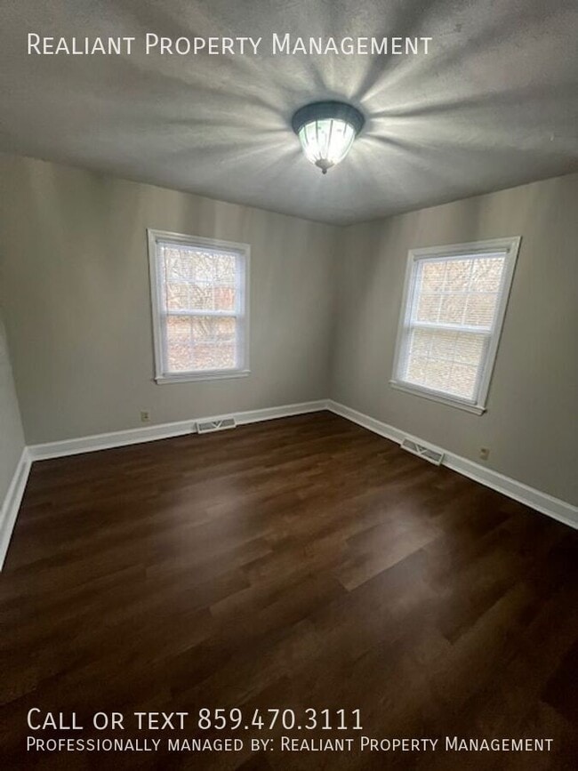 Building Photo - 508 W Main St