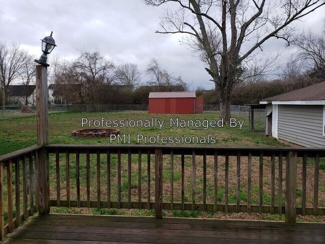 Building Photo - 909 Haynes Dr