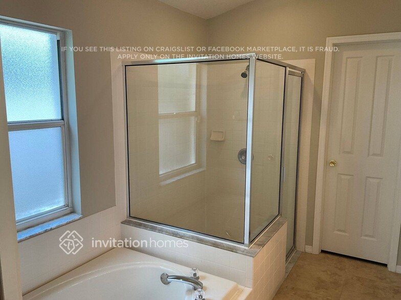 Building Photo - 9417 Hunters Pond Dr