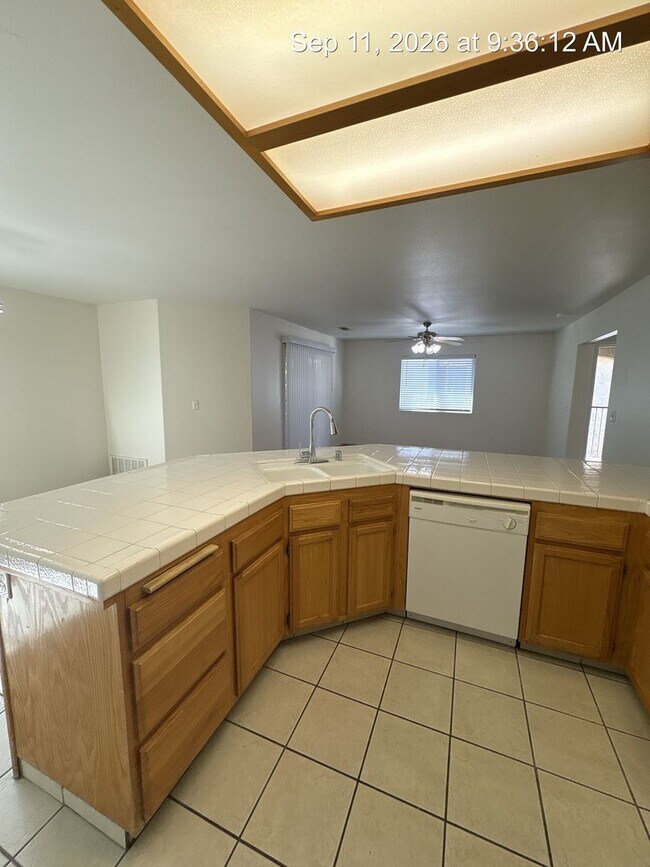 Building Photo - 2509-2511 West Lark & 2909-2911 North Zachary