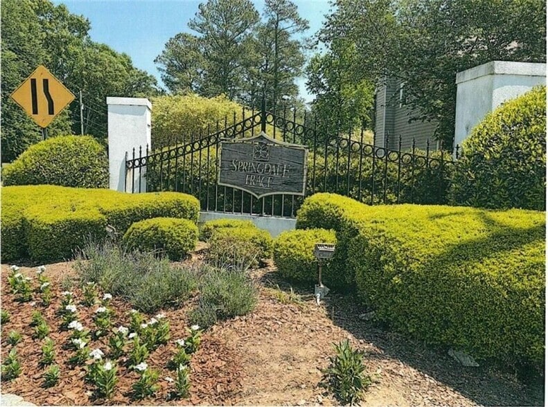 Building Photo - 3089 Commons Crossing