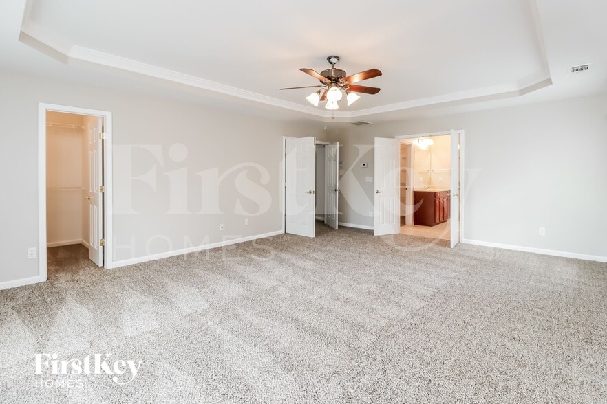 Building Photo - 1421 Kentmire Ct