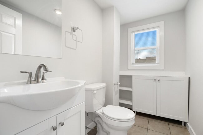 Building Photo - Available Now: Durham Single Family Home