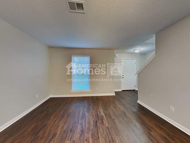 Building Photo - 7748 Parkmont Drive
