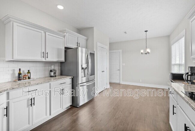 Building Photo - 538 Fieldview Wy
