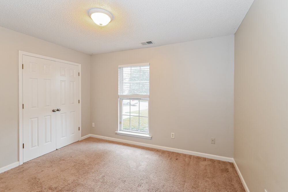 Building Photo - 5109 Jon Oak Dr