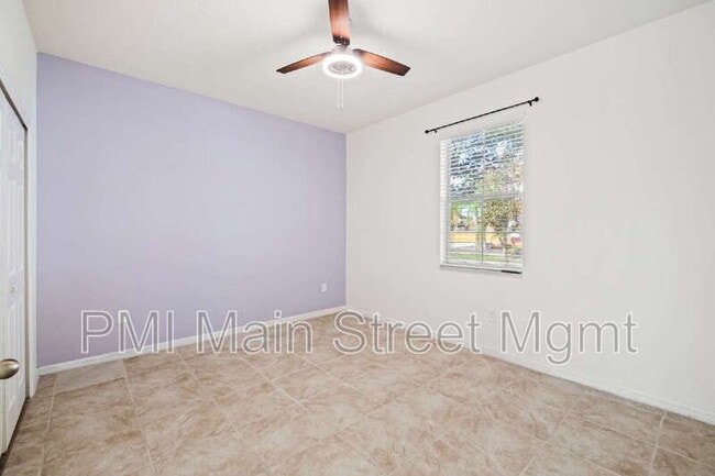 Building Photo - 541 Las Fuentes Dr