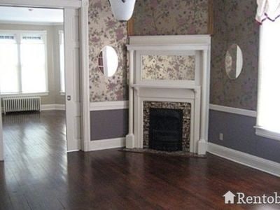 Building Photo - 233 S Prospect St