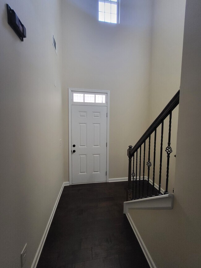 Building Photo - 5716 Westin Cir