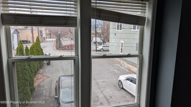 Building Photo - 114 Prospect Ave