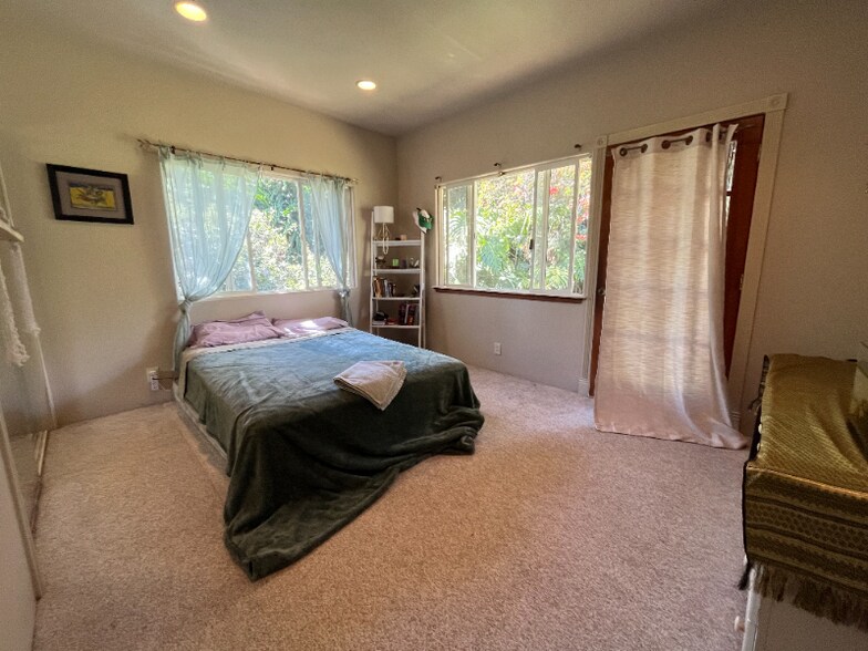 Building Photo - 4741 Matsonia Dr