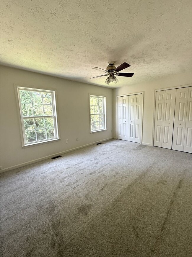 Building Photo - 2 Bed near VRE in Spotsylvania