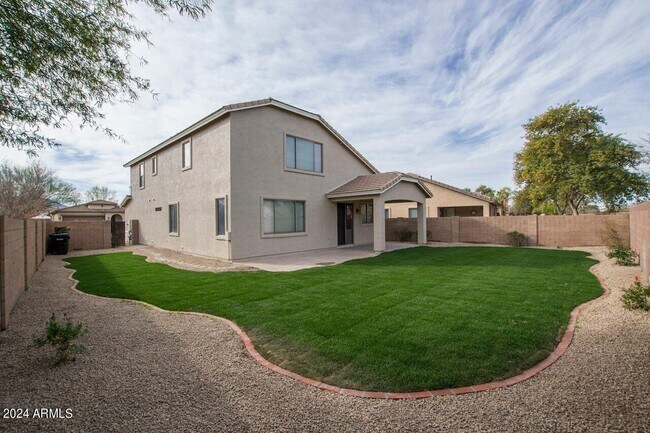 Building Photo - 3690 E Janelle Ct