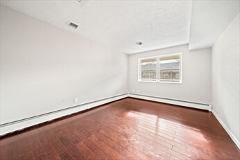 Building Photo - 36 Pleasant Dr