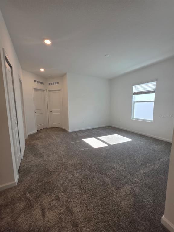 Building Photo - 3330 Laurent Lp