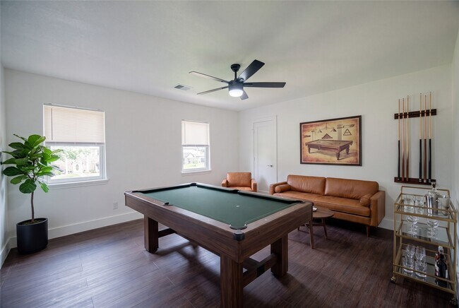 Building Photo - 4815 Caris St