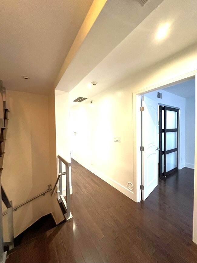 Building Photo - 33-12 28th St