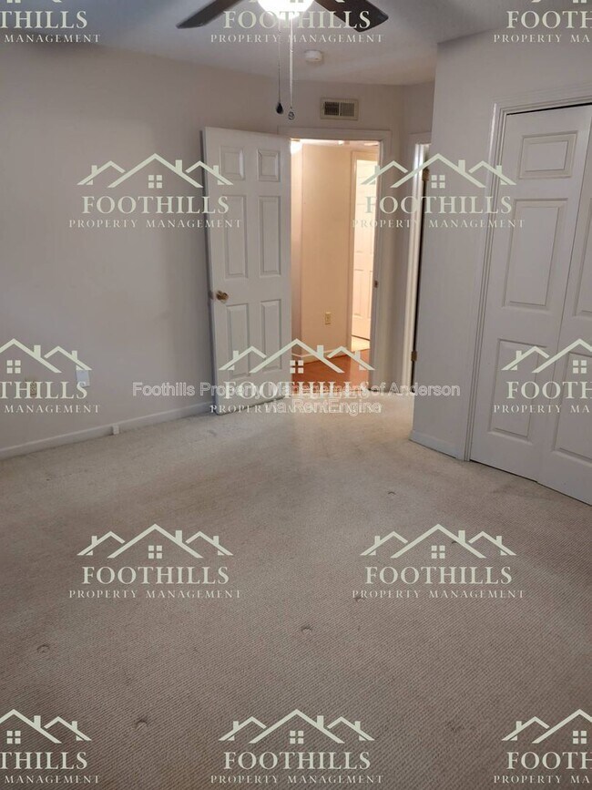 Building Photo - 2105 Portside Way