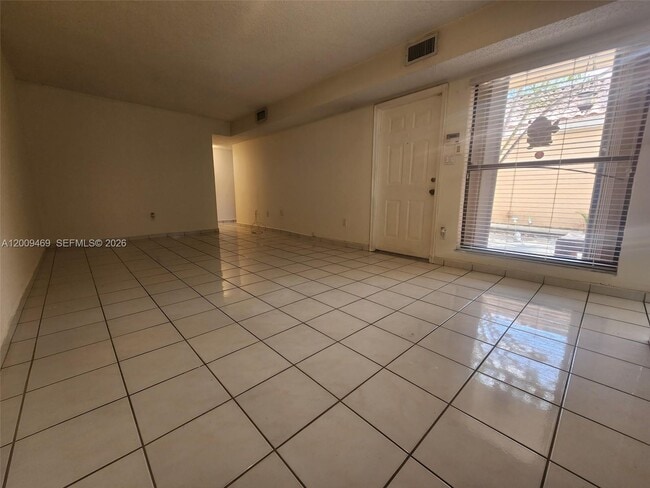Building Photo - 11810 SW 80th St