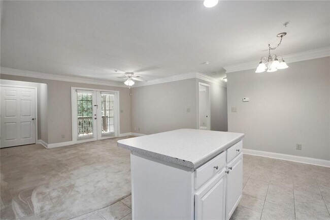 Building Photo - 308 Madison Ct