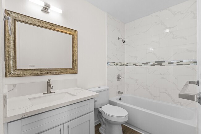 Building Photo - 117-117 Pelanaki St