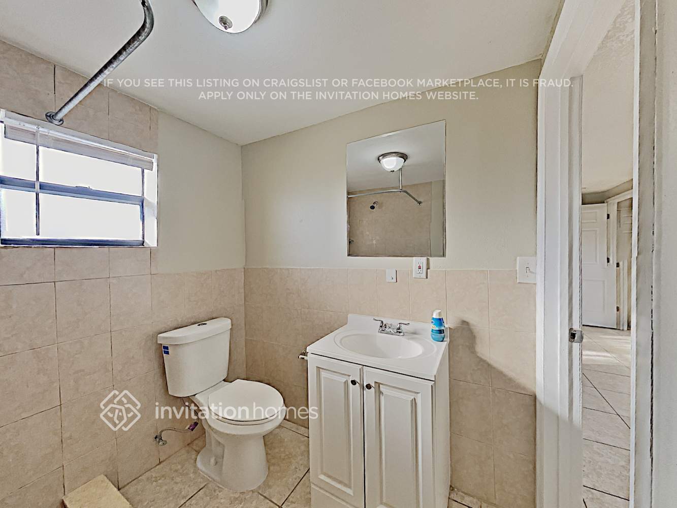 Building Photo - 20352 NW 39th Ct