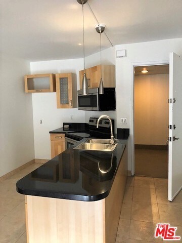 Building Photo - 3949 Los Feliz Blvd