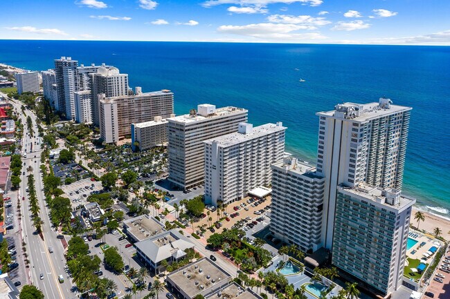 Building Photo - 3900 Galt Ocean Dr