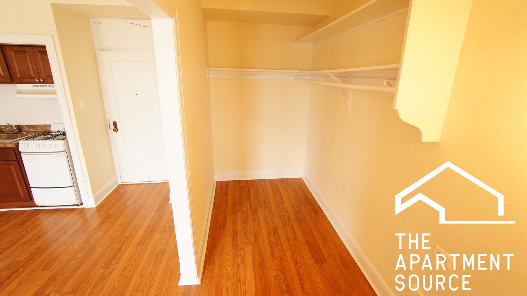 Building Photo - 2774 N Milwaukee Ave