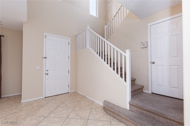 Building Photo - 8556 Zelkova Ct