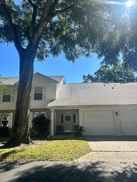 Primary Photo - 5266 Whitstable Way