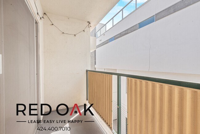 Building Photo - 1203 Kings Rd