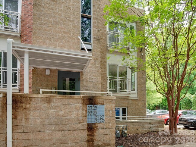 Building Photo - 3729 Picasso Court