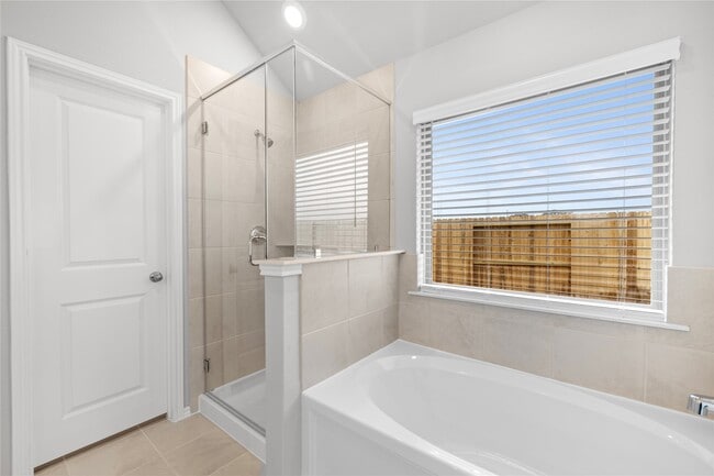 Building Photo - 123 Misty Ridge Ct